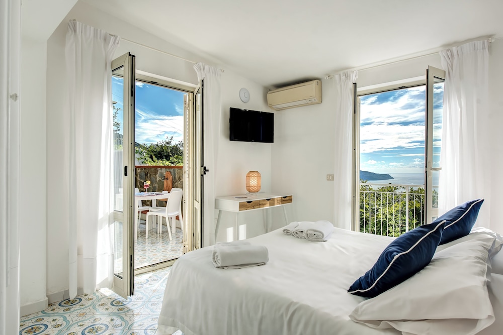 hotel and serviced residence gocce di capri sorrento coast