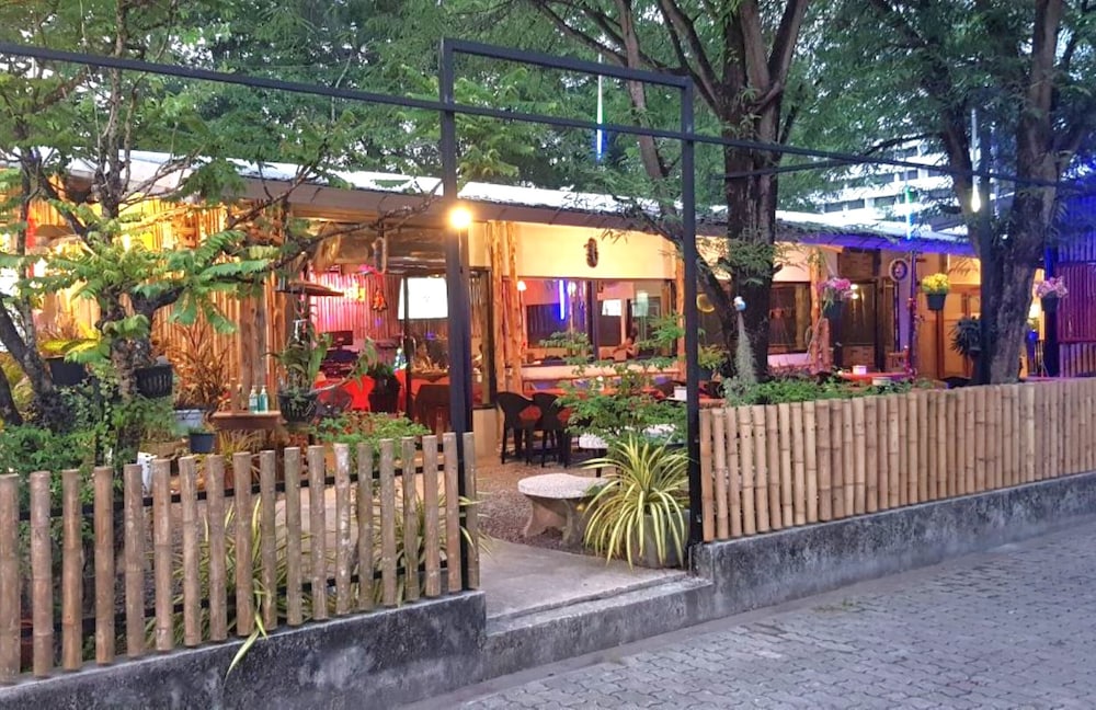 baan nat the village