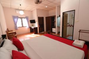 baan nat the village