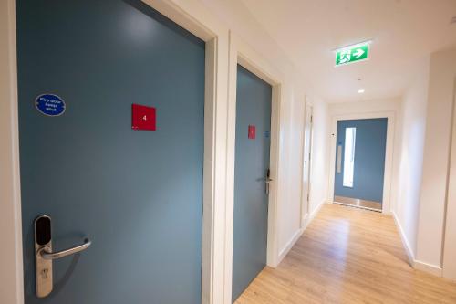 goldcrest village deluxe university campus rooms
