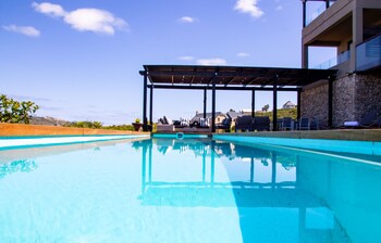 The Shark Bay Boutique Accommodation & Spa,,3 star
