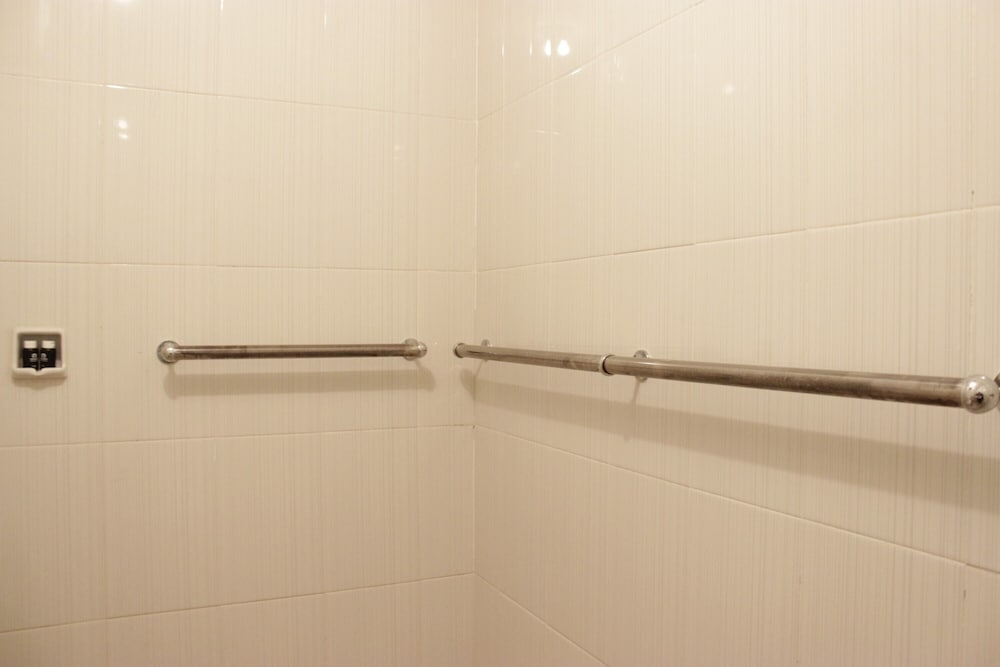 homey and chic 2br apartment newton residence