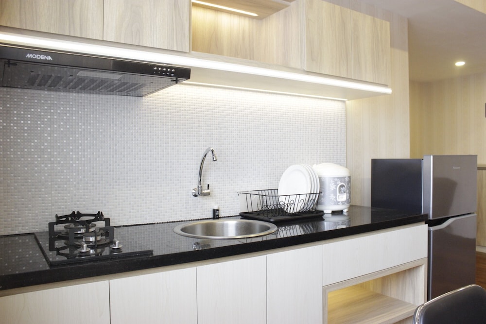 homey and chic 2br apartment newton residence