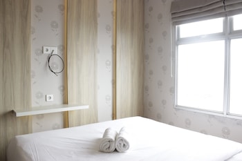 homey and chic 2br apartment newton residence