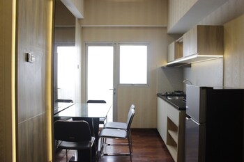 Homey And Chic 2Br Apartment Newton Residence,,0 star