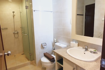 2br prestige dharmawangsa essence apartment suites