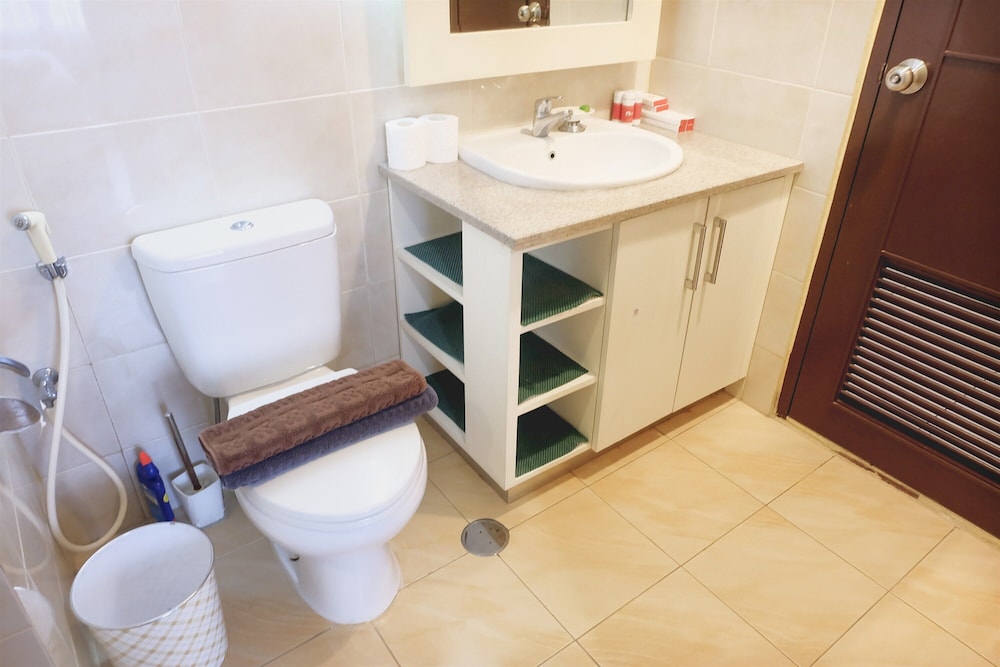 2br prestige dharmawangsa essence apartment suites