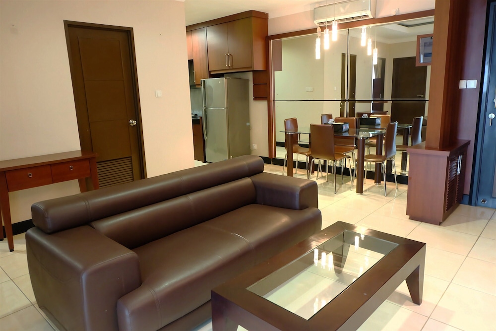 2br prestige dharmawangsa essence apartment suites