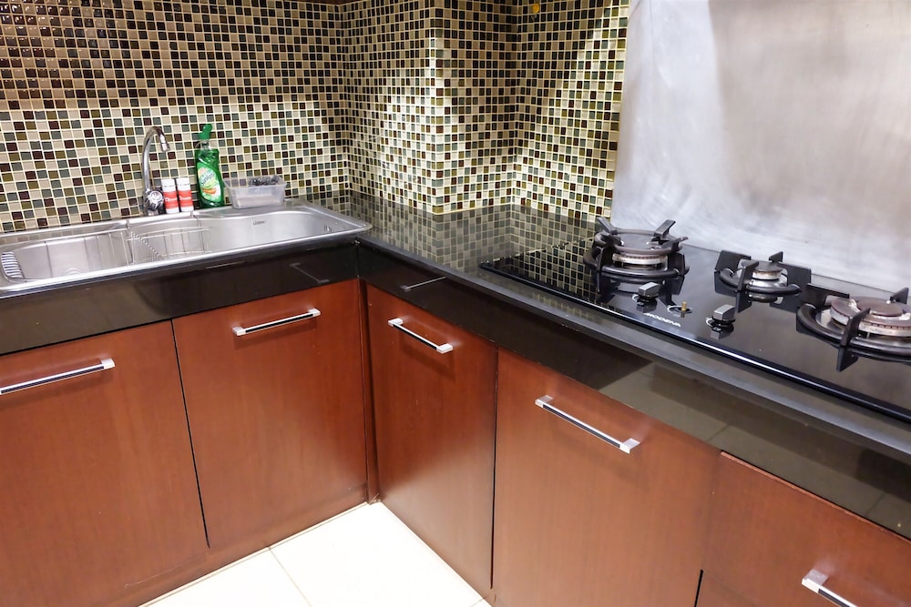 2br prestige dharmawangsa essence apartment suites