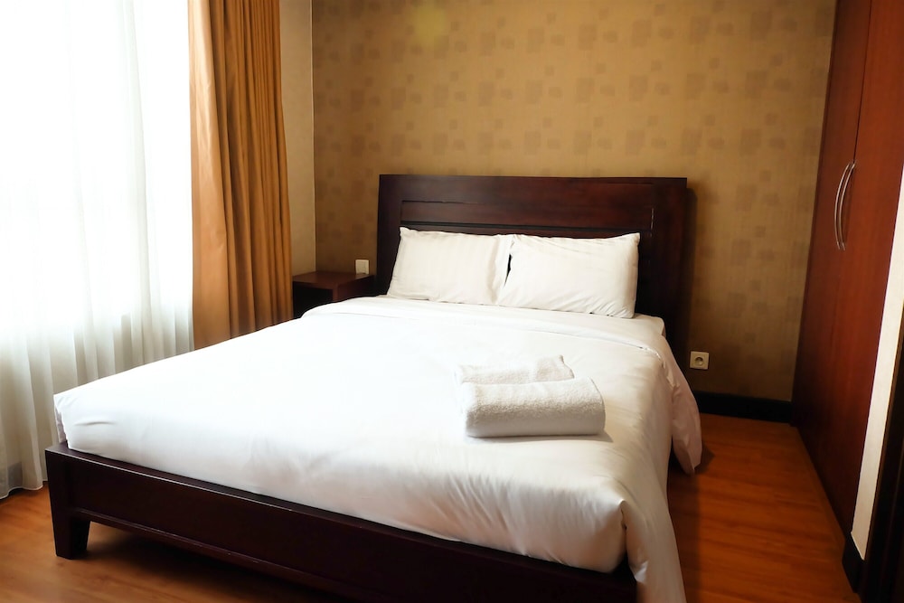 2br prestige dharmawangsa essence apartment suites