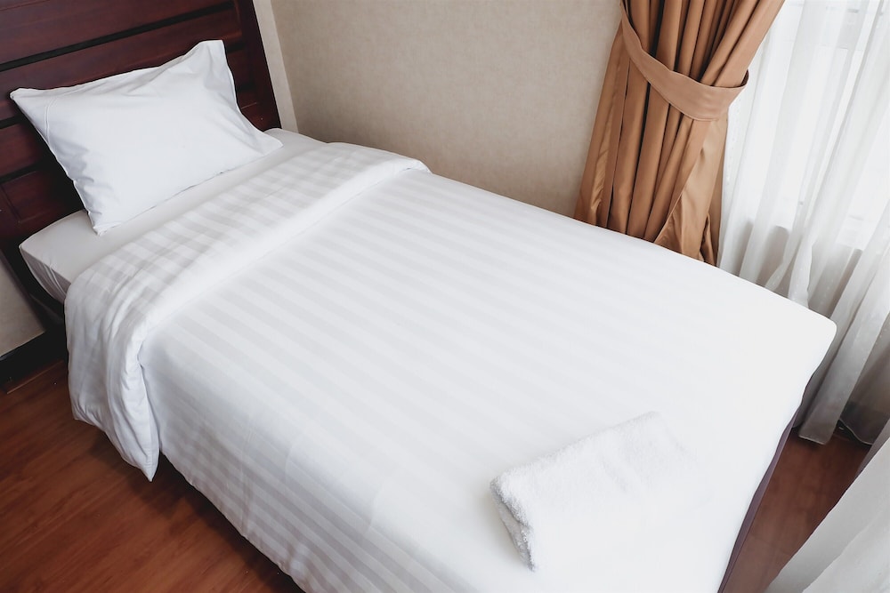 2br prestige dharmawangsa essence apartment suites