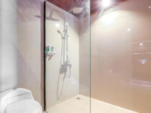 sekar arum riverside resort