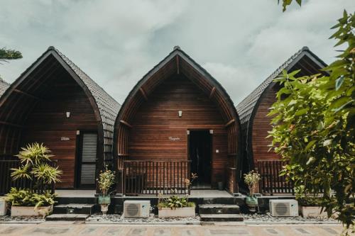 sekar arum riverside resort