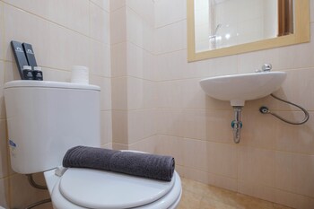 comfy and tidy studio at dave apartment