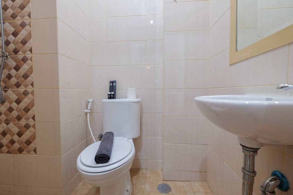 comfy and tidy studio at dave apartment