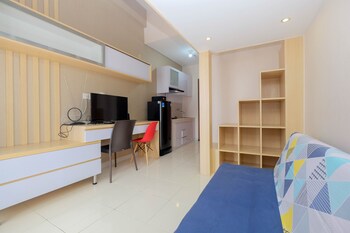 comfy and tidy studio at dave apartment