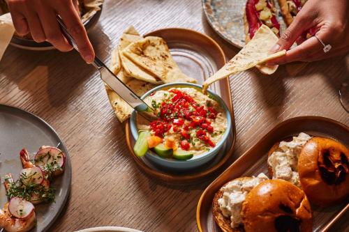 ac hotel melbourne southbank