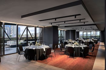 ac hotel melbourne southbank