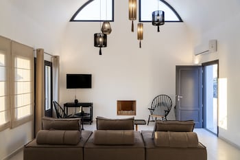 la maltese villas santorini
