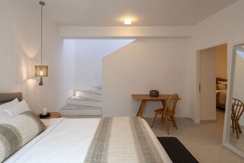 la maltese villas santorini