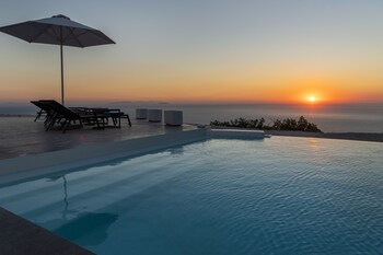 la maltese villas santorini