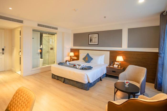 rex quang binh hotel