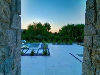 allure retreat villa