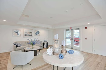harbourtown suites
