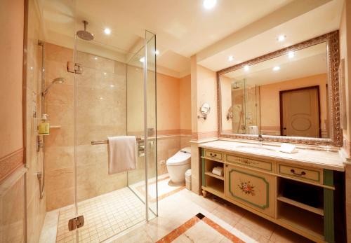 hamp court palace taipei