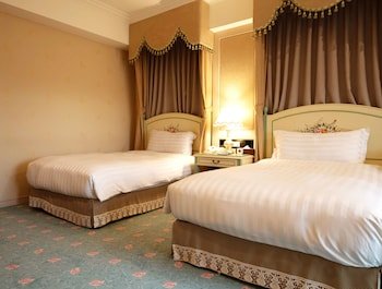 hamp court palace taipei