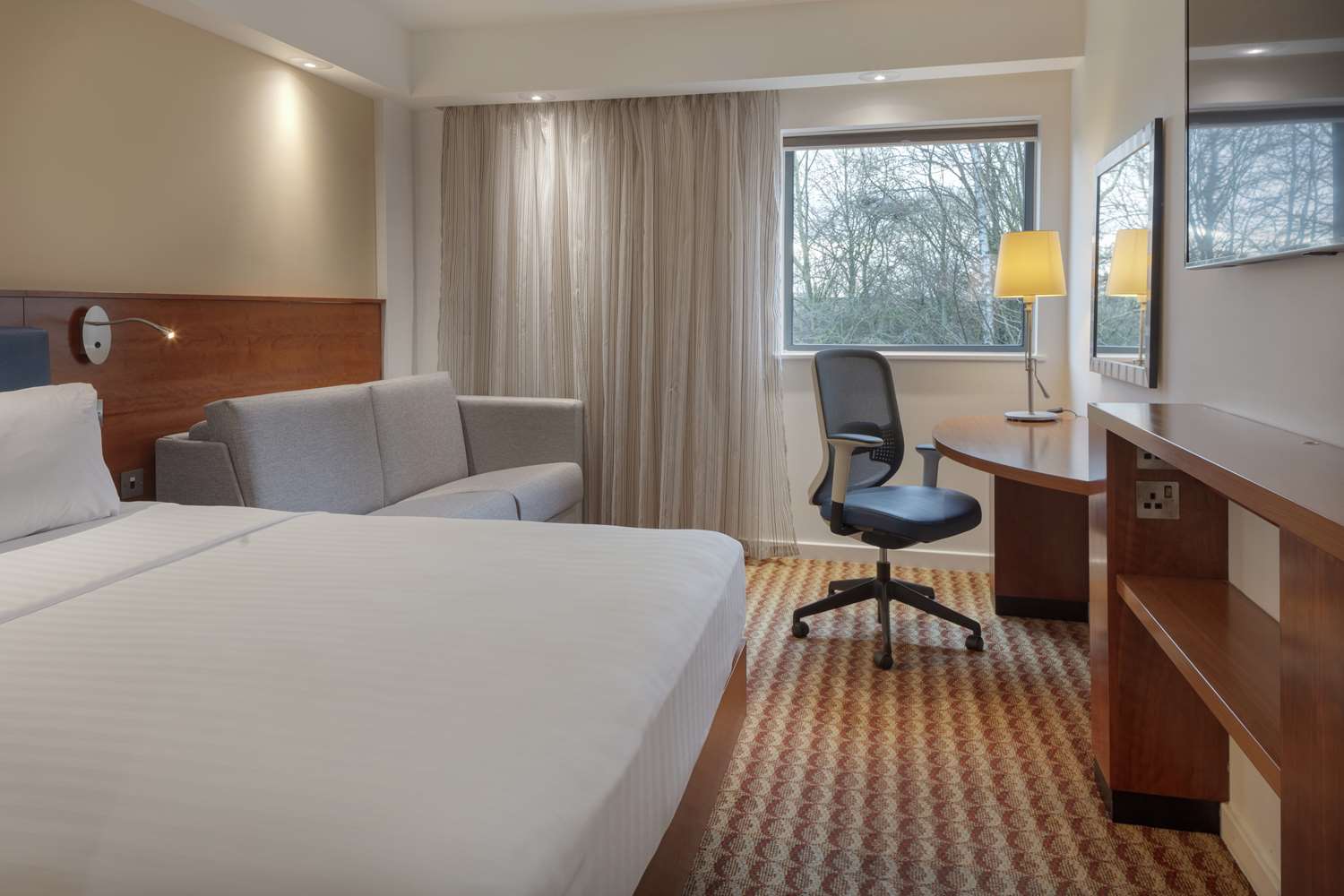 hampton by hilton corby kettering