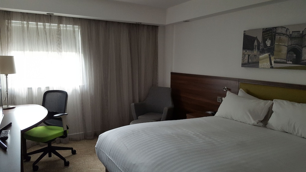 hampton by hilton corby kettering
