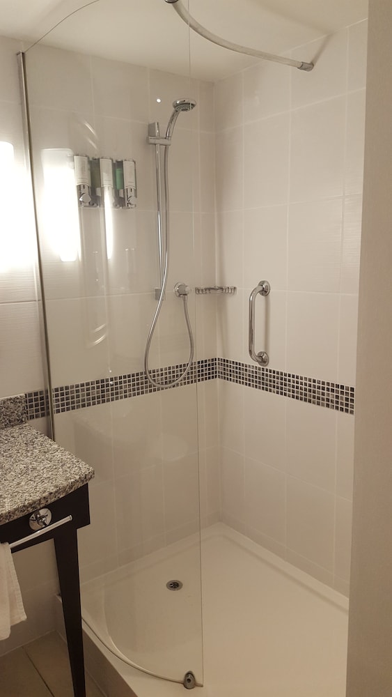 hampton by hilton corby kettering