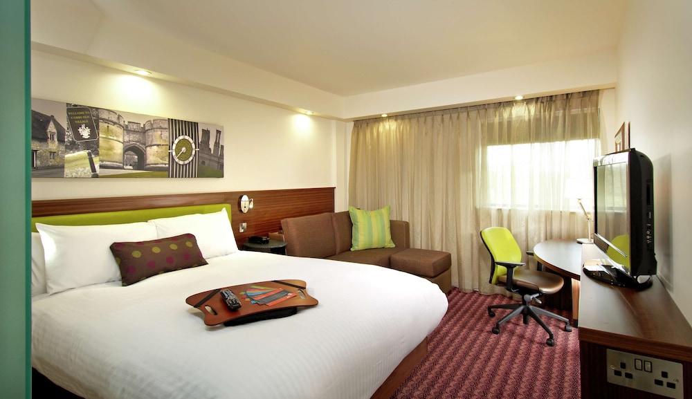 hampton by hilton corby kettering