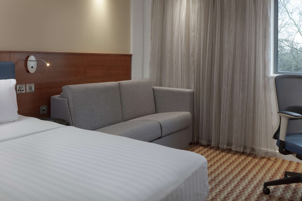 hampton by hilton corby kettering