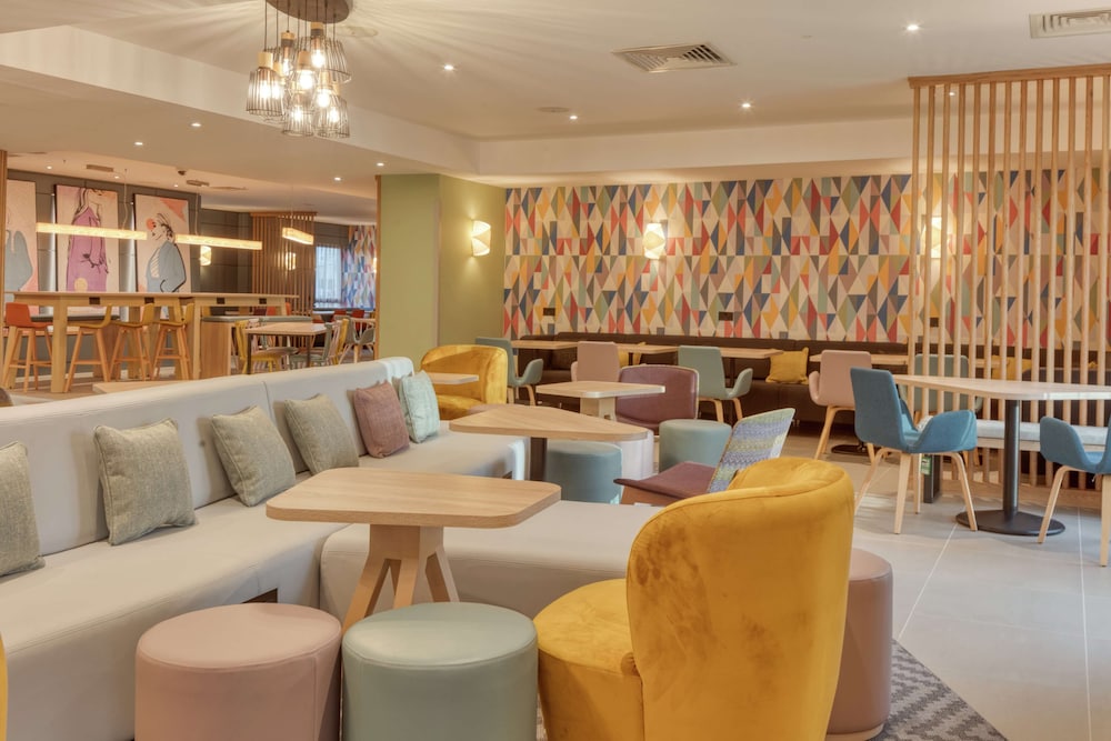 hampton by hilton corby kettering