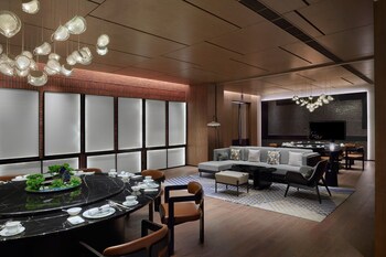 sheraton zhaoqing dinghu