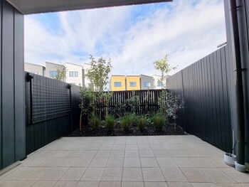 Brand New House By Botany - Parking,,4 star