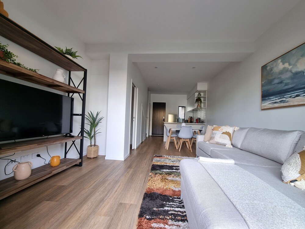 Brand New House By Botany - Parking,,4 star