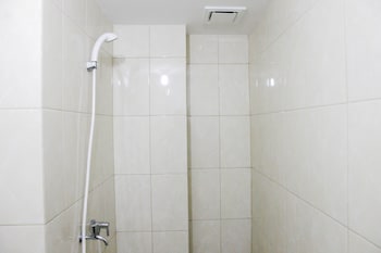 best price 2br apartment springlake summarecon