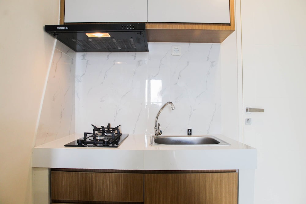best price 2br apartment springlake summarecon