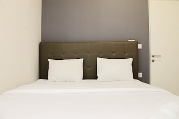 best price 2br apartment springlake summarecon