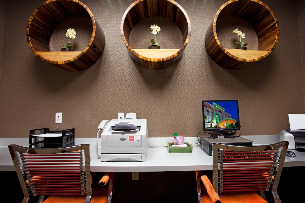 holiday inn hotel and suites ocala conference center by ihg