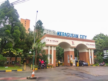 Cozy And Simply Studio At Kebagusan City Apartment,,0 star