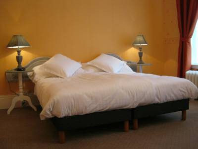 hotel chateau de moulin le comte