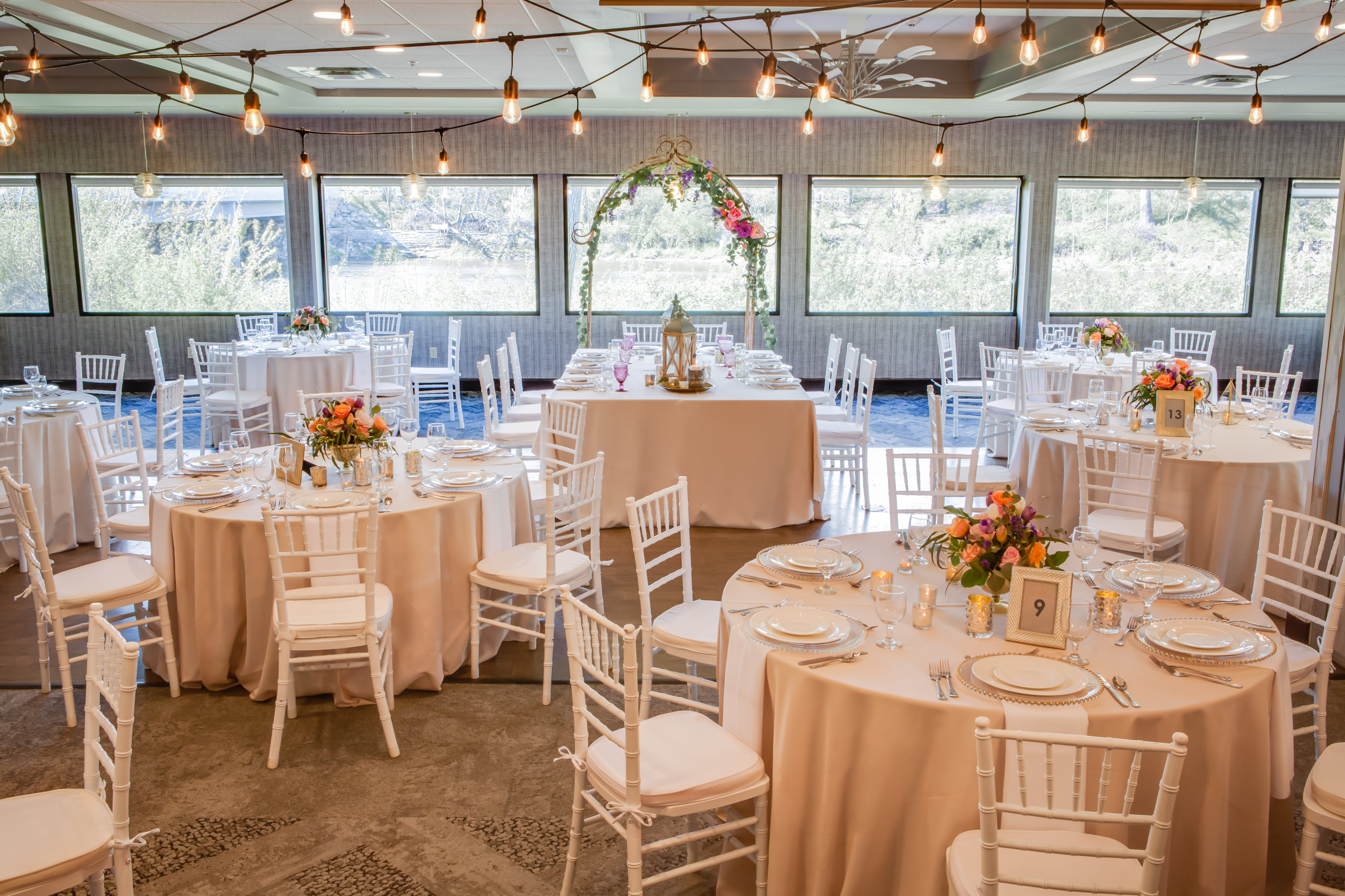 holiday inn milwaukee riverfront by ihg