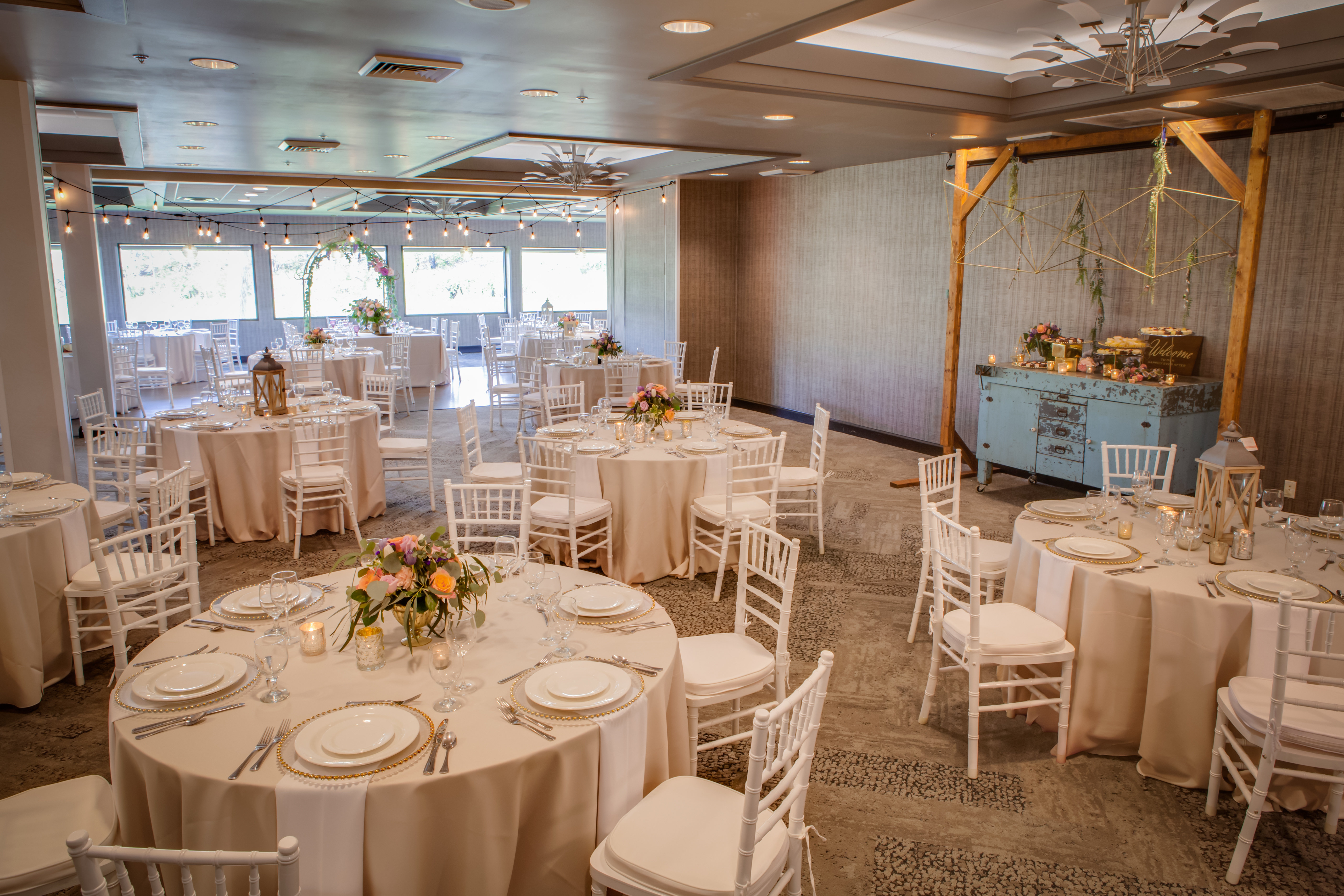 holiday inn milwaukee riverfront by ihg