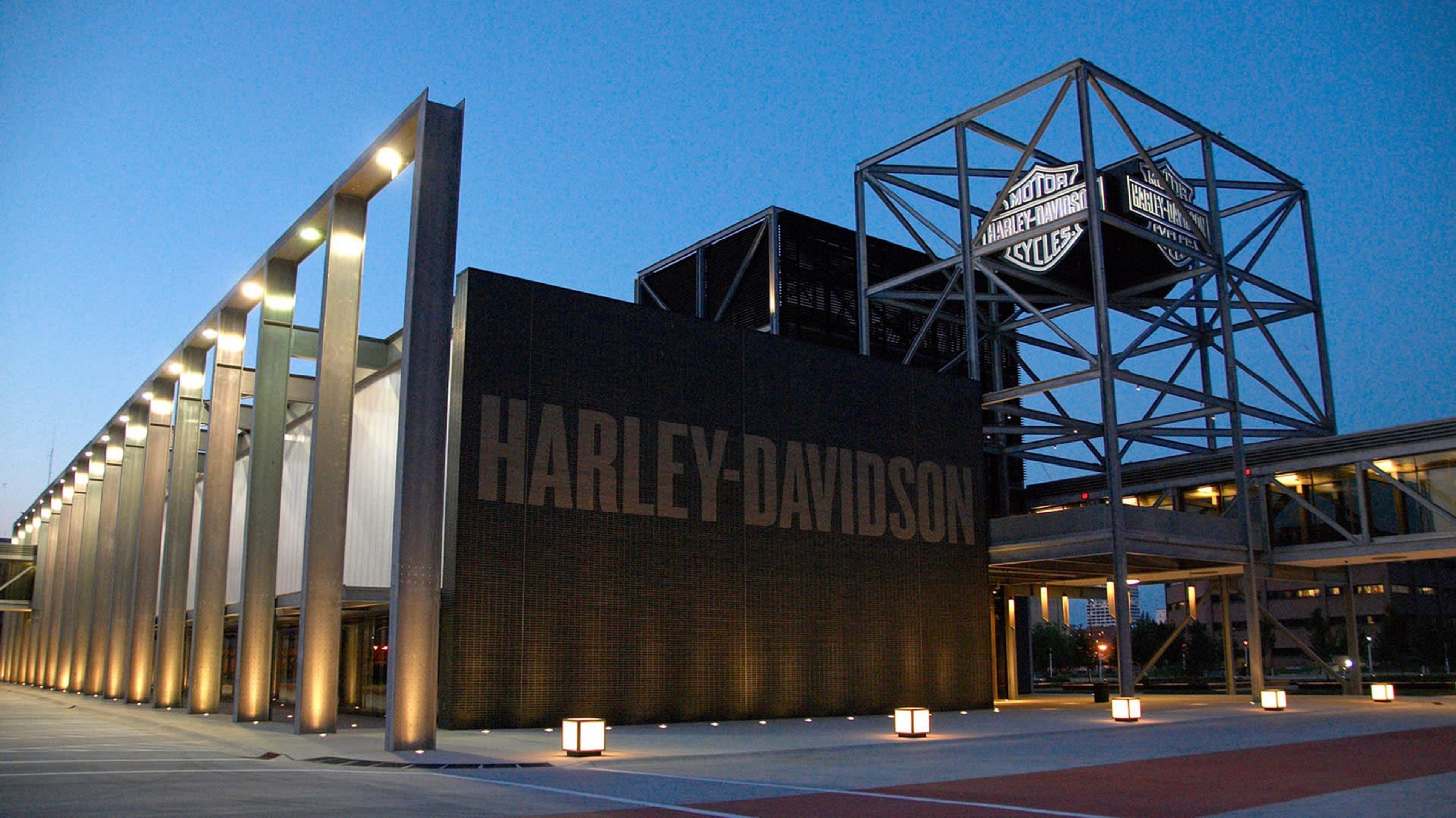 holiday inn milwaukee riverfront by ihg