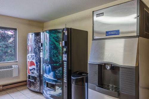 motel 6 oak creek wi