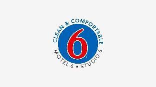 motel 6 oak creek wi